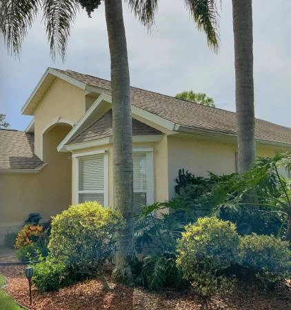 Multi-Family 14 Shingle Roofing House
