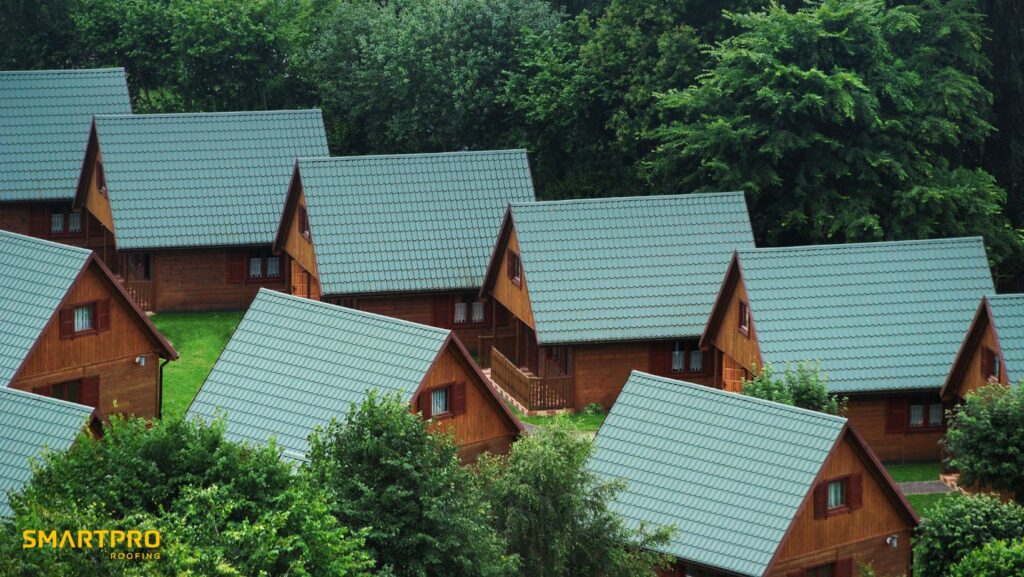 Energy Efficiency of Metal Roofs: How They Lower Cooling Costs 10 A series of wooden cabins with green roofs
